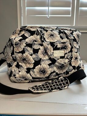 Vera Bradley Large Weekender Floral Quilted Travel Bag Camellia Pattern